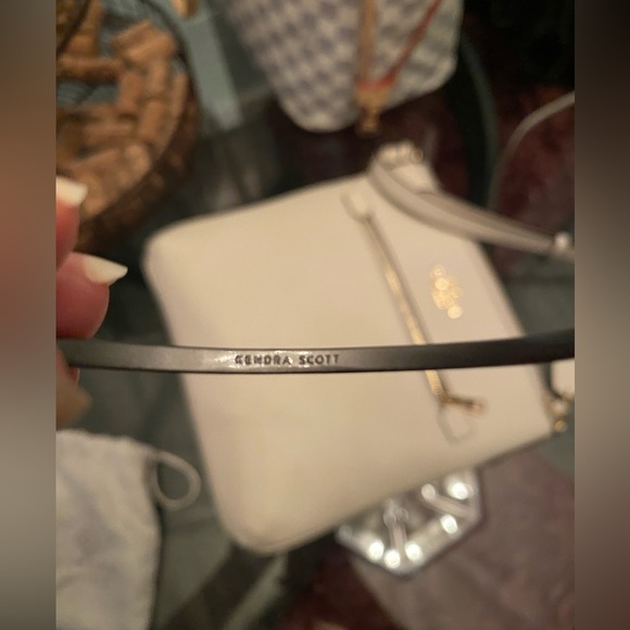 Authentic Kendra Scott Jewelry Set - Picture 6 of 6